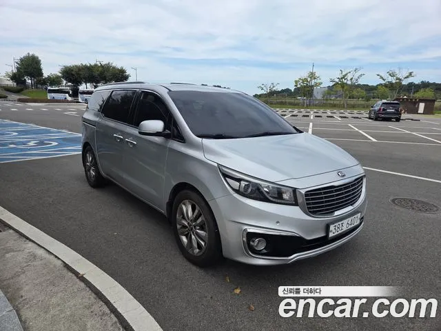 Kia Carnival 2014 thumb 2