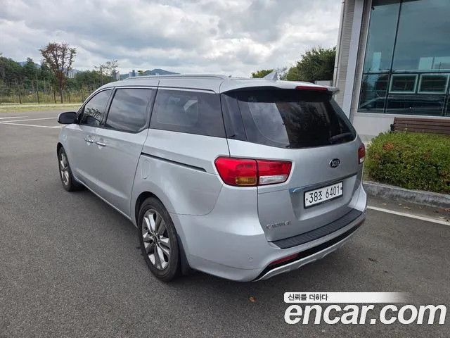 Kia Carnival 2014 thumb 4