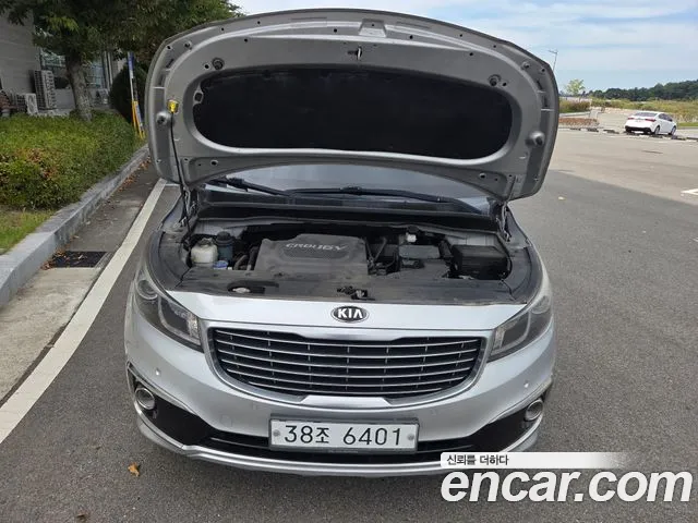 Kia Carnival 2014 thumb 6