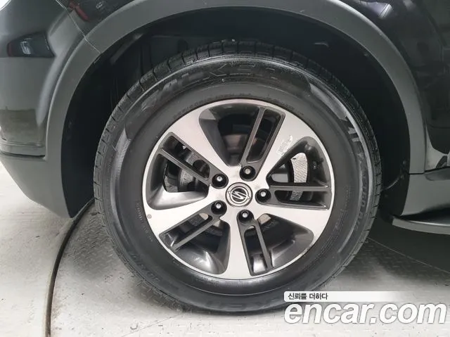 KG_Mobility_Ssangyong Rexton 2015 thumb 6