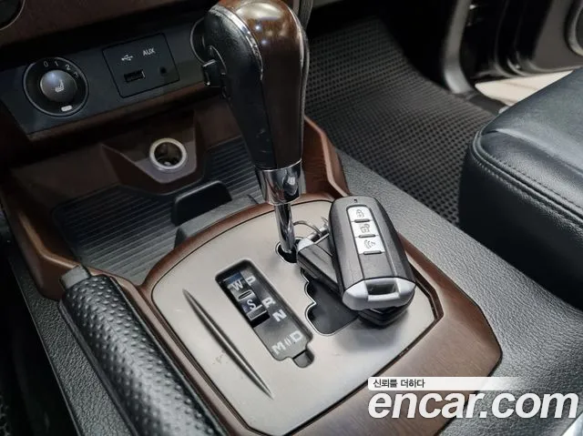KG_Mobility_Ssangyong Rexton 2015 thumb 9