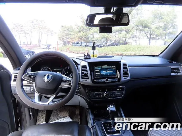 KG_Mobility_Ssangyong Rexton 2019 thumb 7