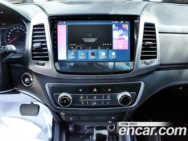 KG_Mobility_Ssangyong Rexton 2018 thumb 9