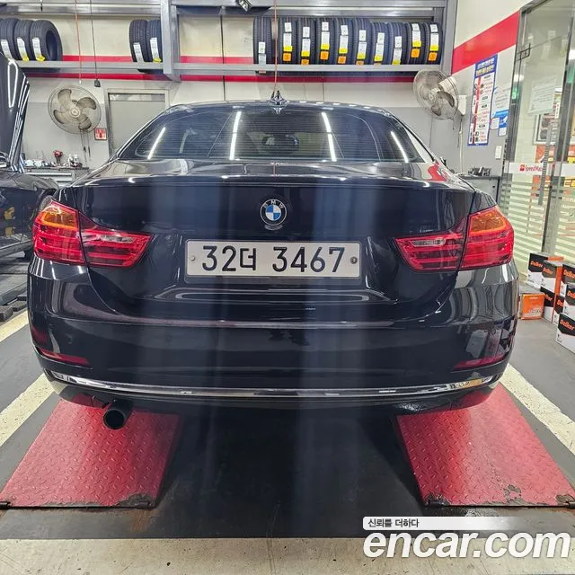 BMW 4-Series 2014 thumb 2