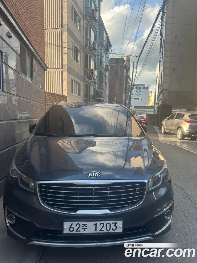 Kia Carnival 2014 thumb 5