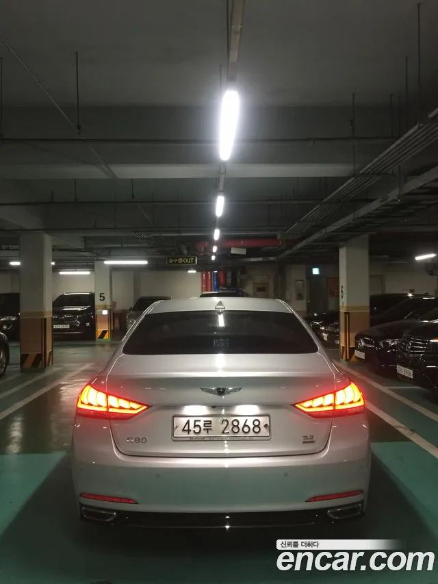 Hyundai Genesis 2014 thumb 4