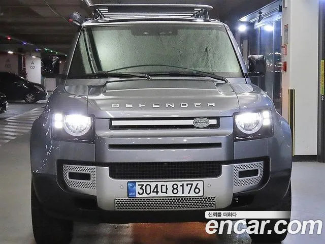 Land Rover Defender 2020 thumb 2