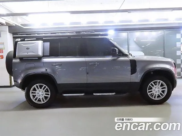 Land Rover Defender 2020 thumb 3