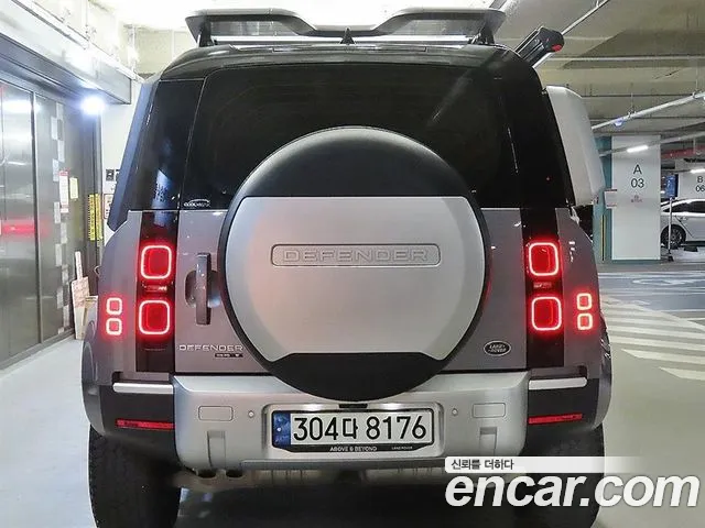 Land Rover Defender 2020 thumb 5