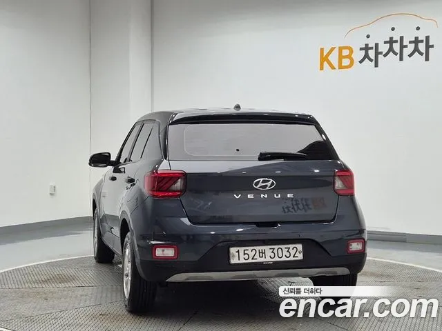Hyundai Venue 2019 thumb 2