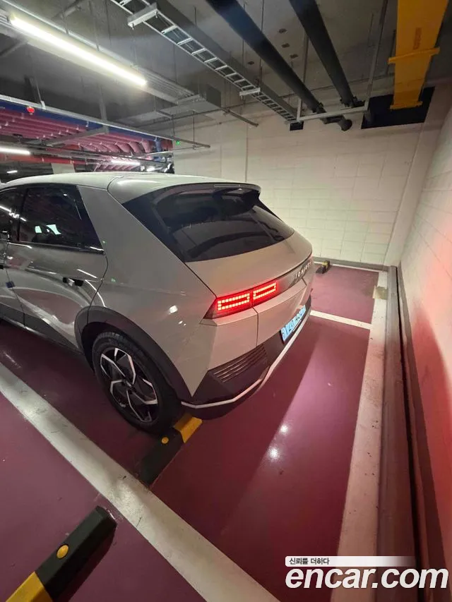 Hyundai IONIQ 5 2022 thumb 2