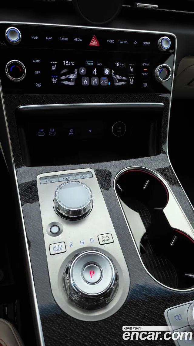 Genesis GV80 2024 thumb 10