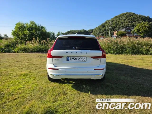 Volvo XC60 2024 thumb 6