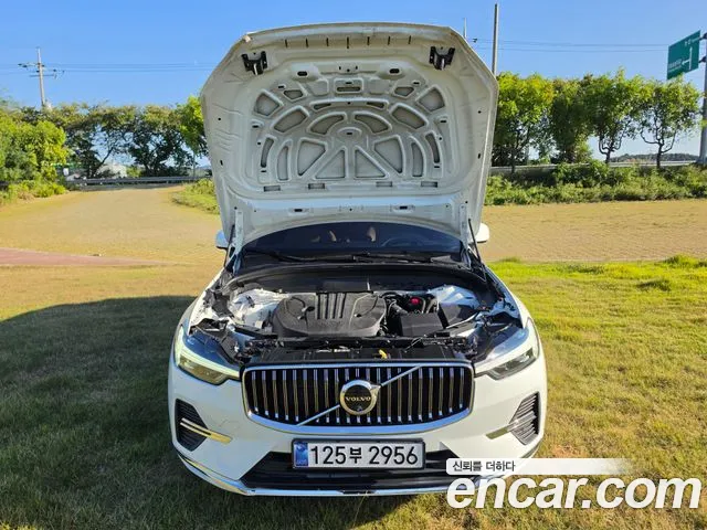 Volvo XC60 2024 thumb 9