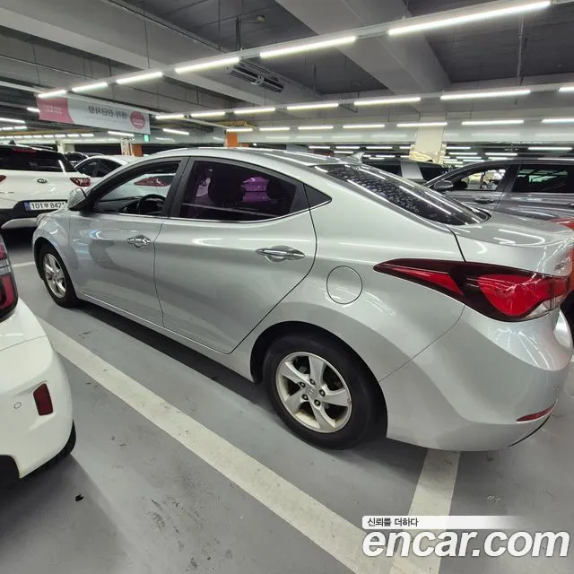 Hyundai Avante 2014 thumb 4