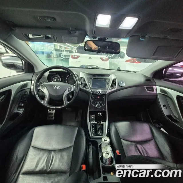 Hyundai Avante 2014 thumb 6