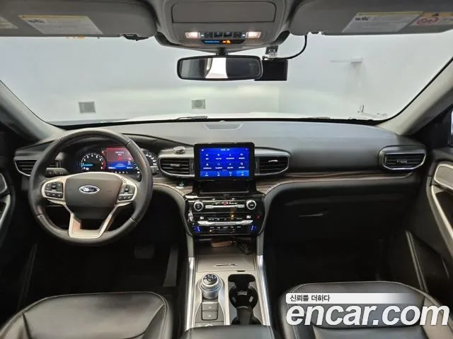 Ford Explorer 2021 thumb 7