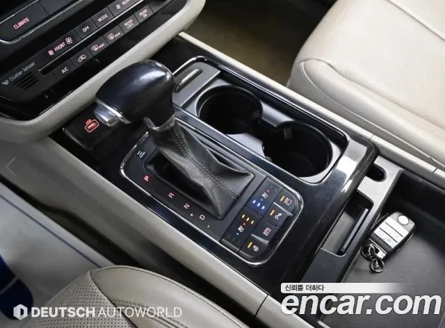 Kia Carnival 2017 thumb 9
