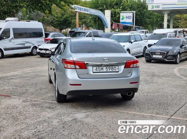 Renault-KoreaSamsung SM5 2014 thumb 4