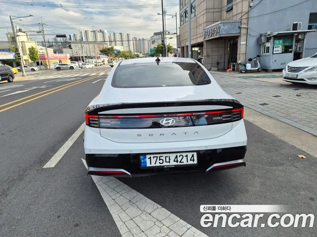 Hyundai Sonata 2023 thumb 3