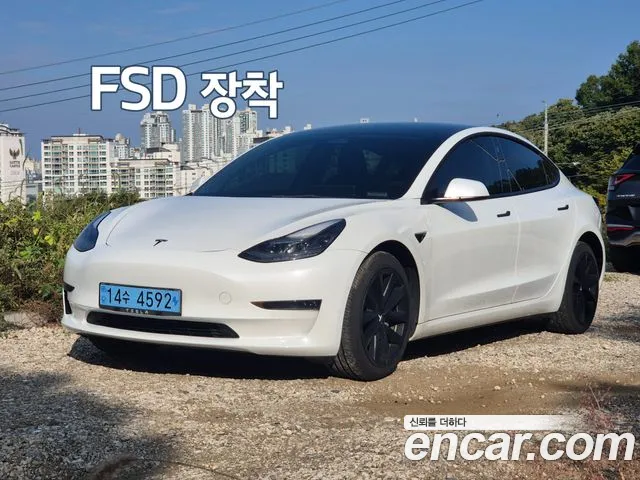 Tesla Model 3 2022 thumb 11