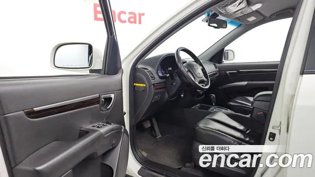 Hyundai Santa Fe 2011 thumb 10