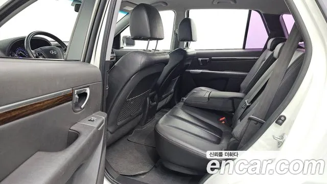 Hyundai Santa Fe 2011 thumb 12
