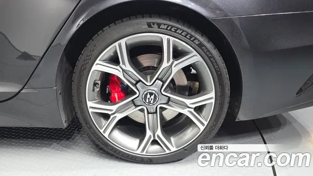 Kia Stinger 2019 thumb 5