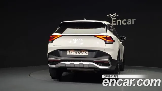 Kia Sportage 2022 thumb 3