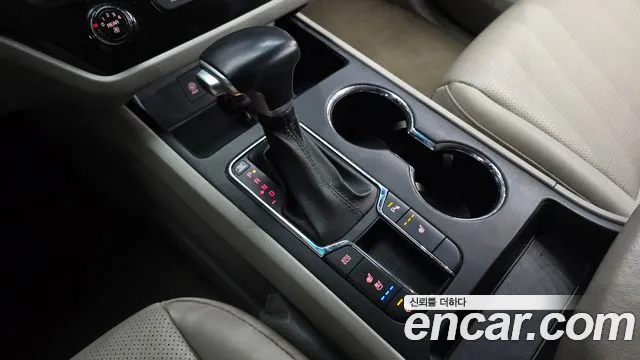 Kia Carnival 2019 thumb 9