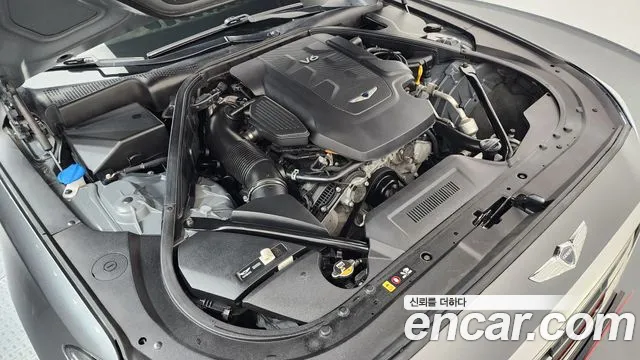Genesis G80 2017 thumb 6