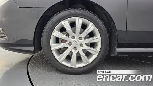 Renault-KoreaSamsung SM5 2014 thumb 5