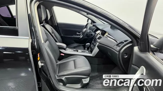 Renault-KoreaSamsung SM5 2014 thumb 11