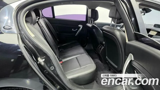Renault-KoreaSamsung SM5 2014 thumb 12