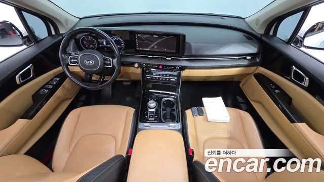 Kia Carnival 2021 thumb 7