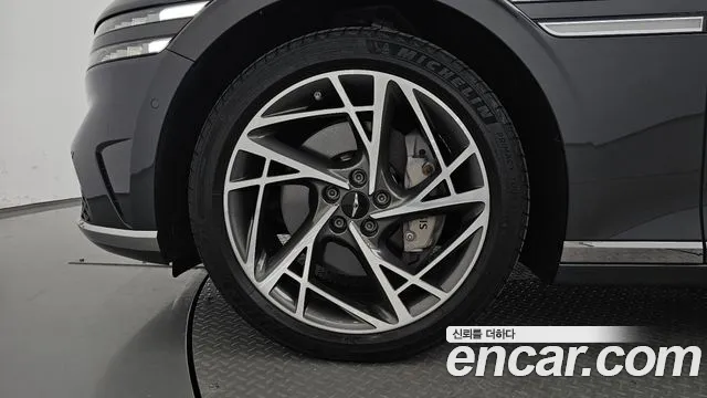 Genesis G90 2022 thumb 4