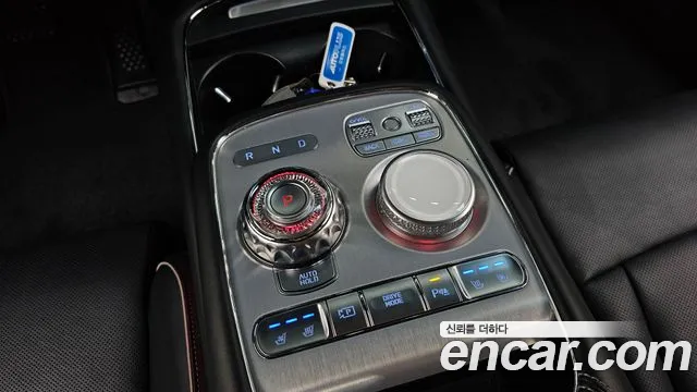 Genesis G90 2022 thumb 8