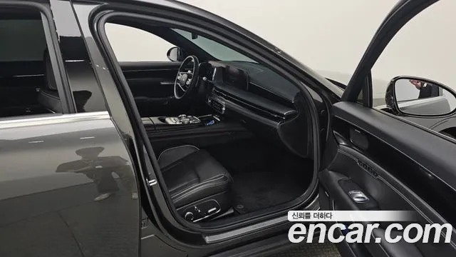 Genesis G90 2022 thumb 10