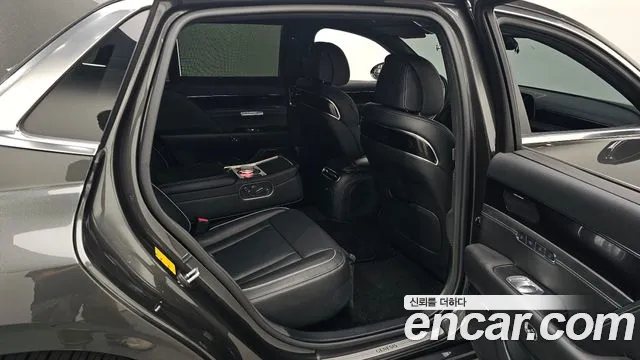 Genesis G90 2022 thumb 11