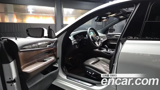 BMW Gran Turismo 2018 thumb 10