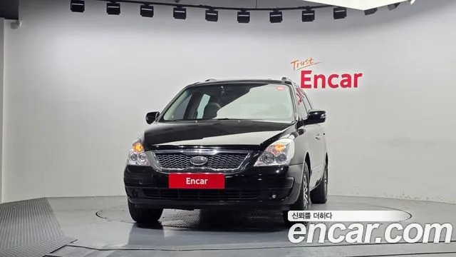 Kia Carnival 2011 thumb 3