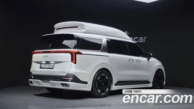 Kia Carnival 2024 thumb 2