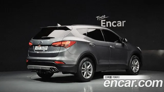Hyundai Santa Fe 2015 thumb 2