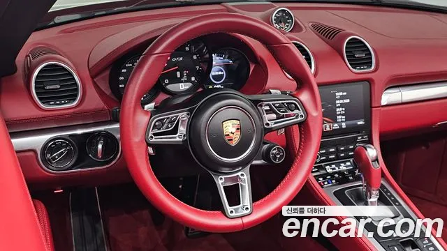 Porsche Cayman 2019 thumb 12