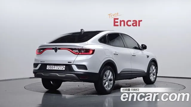 Renault-KoreaSamsung Arkana 2020 thumb 2