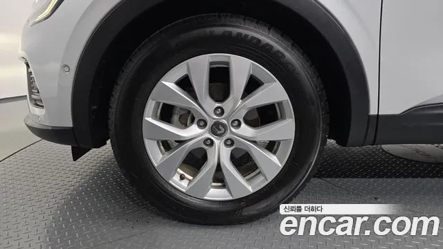 Renault-KoreaSamsung Arkana 2020 thumb 5