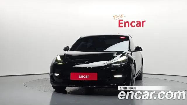 Tesla Model 3 2021 thumb 3