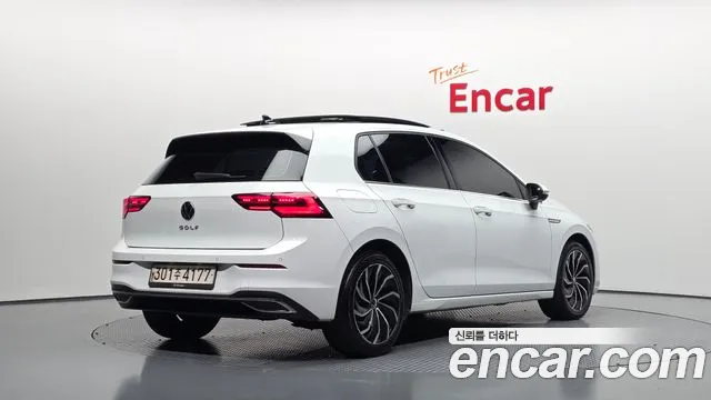 Volkswagen Golf Sportsvan 2022 thumb 2