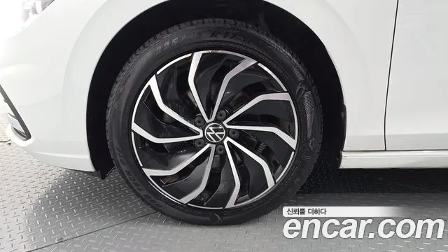 Volkswagen Golf Sportsvan 2022 thumb 5