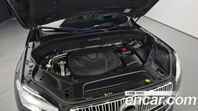 Volvo XC90 2018 thumb 5
